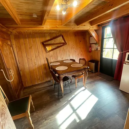 Landhaus La Feerique - Les Pieds Dans Le Pre *