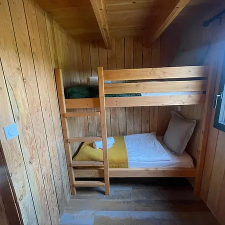 La Feerique - Les Pieds Dans Le Pre Landhaus Les Landes-Genusson