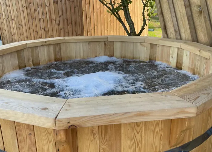 La Feerique - Les Pieds Dans Le Pre *